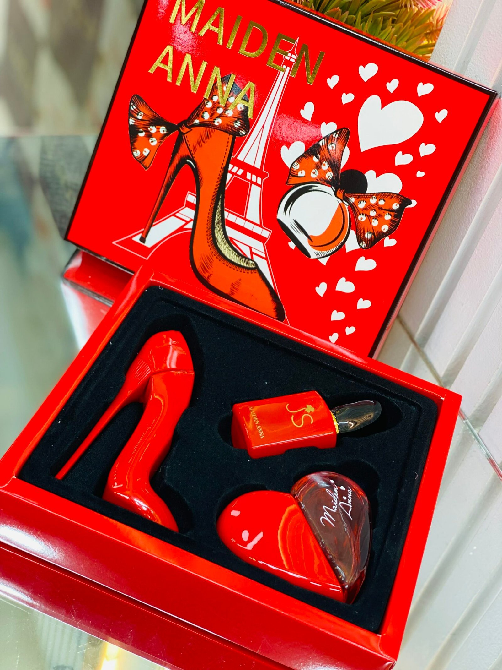 Maiden anna perfume set