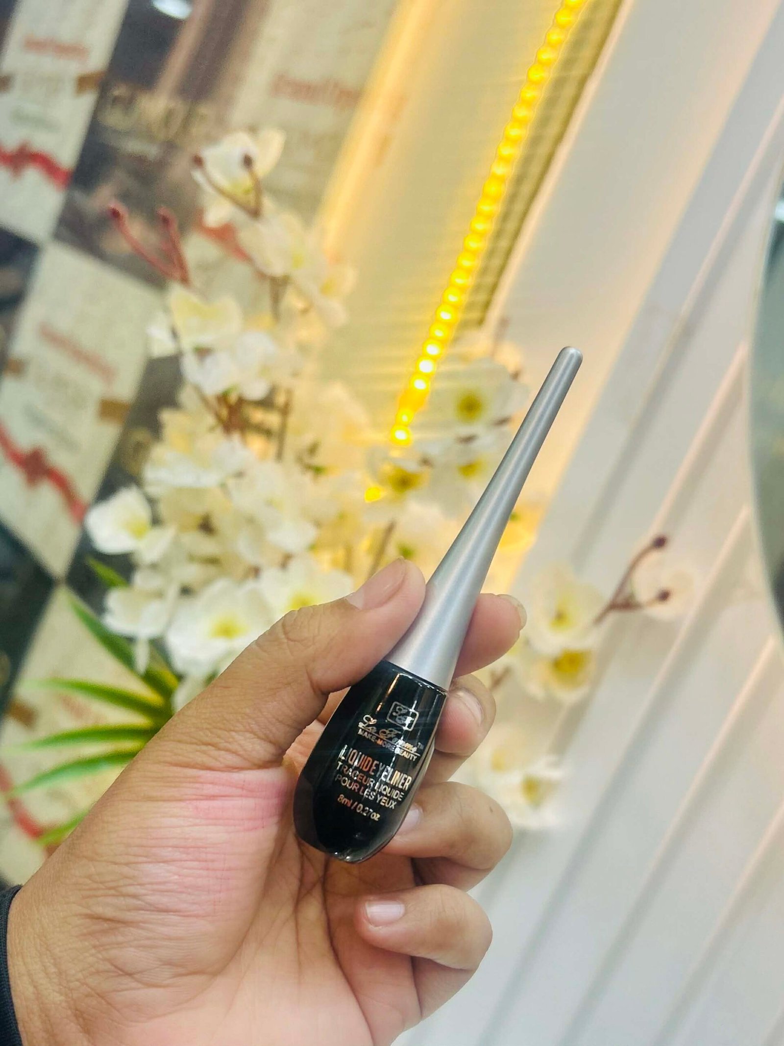 La Femme MATTE EYE LINER